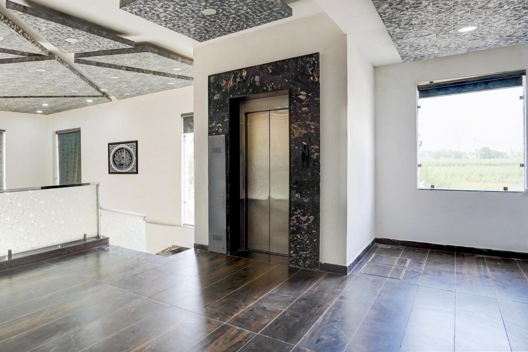 Collection O The God'S Palace Resort Meerut Exterior photo